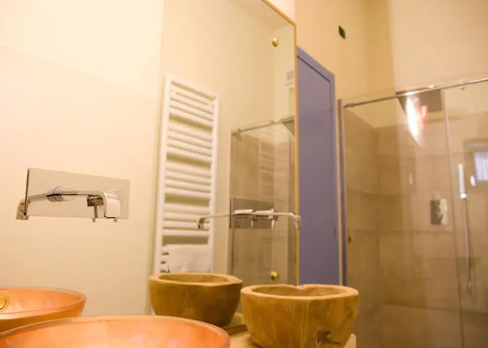 里米尼科拉洛酒店 3*